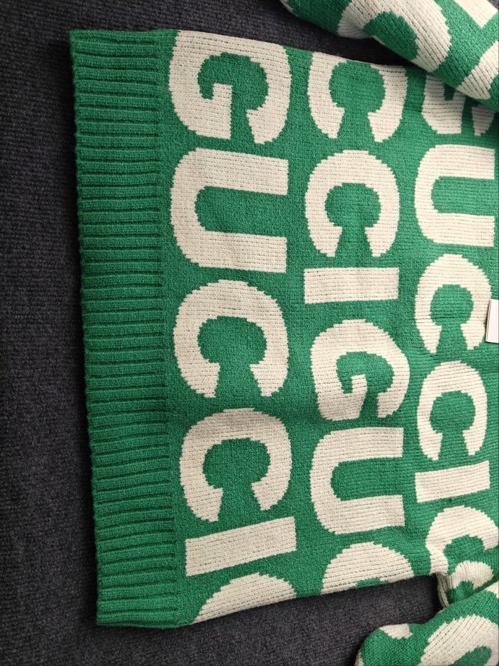 f2e20f6469094af2c9e7772bb1374193_1737302035_423.jpg