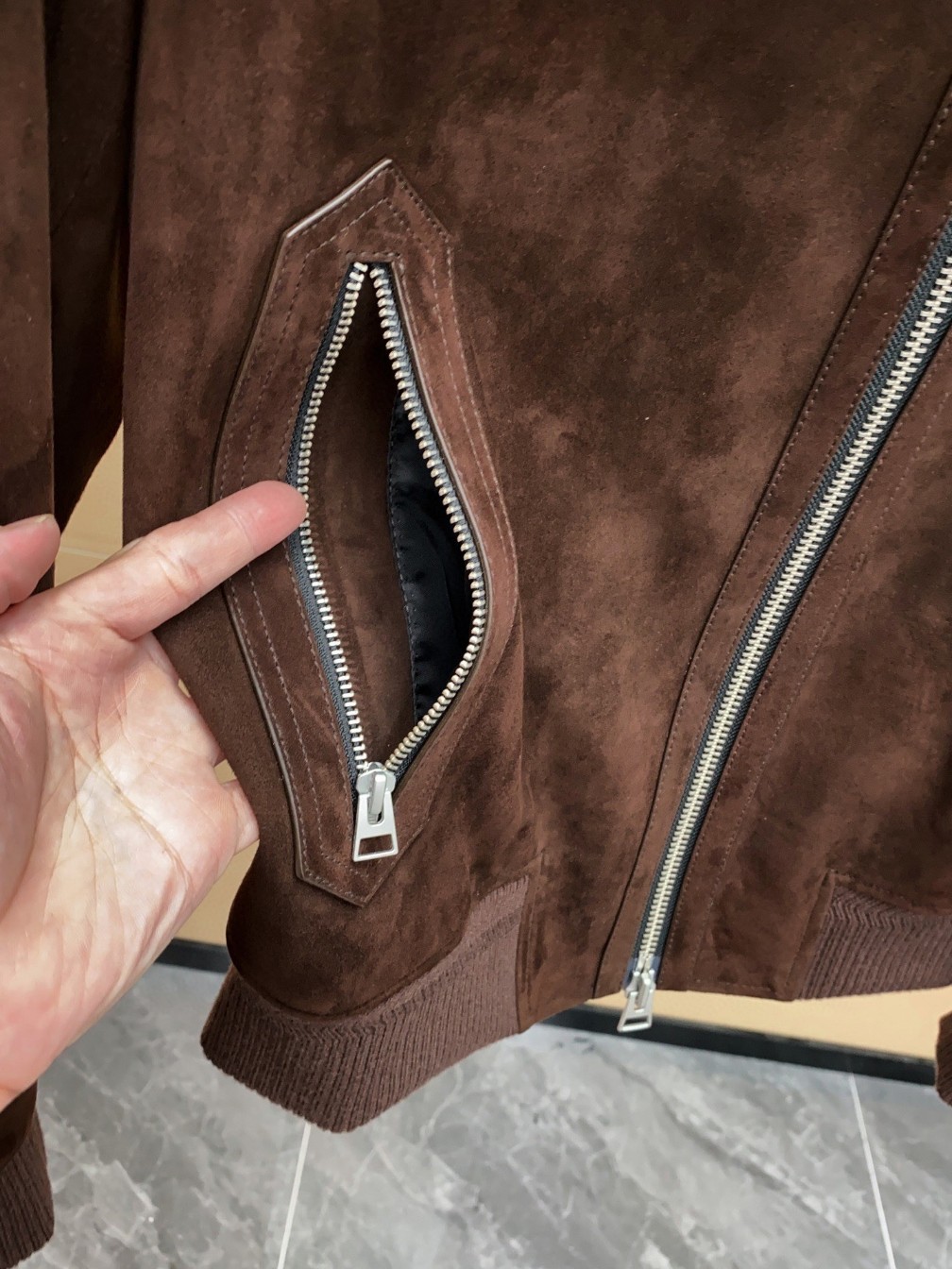 abb5cba70578e678c886dd898f98aef2_1764344697_3539.jpg abb5cba70578e678c886dd898f98aef2_1764344697_3539.jpg