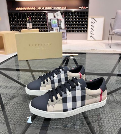 레플리카 버버리 스니커즈