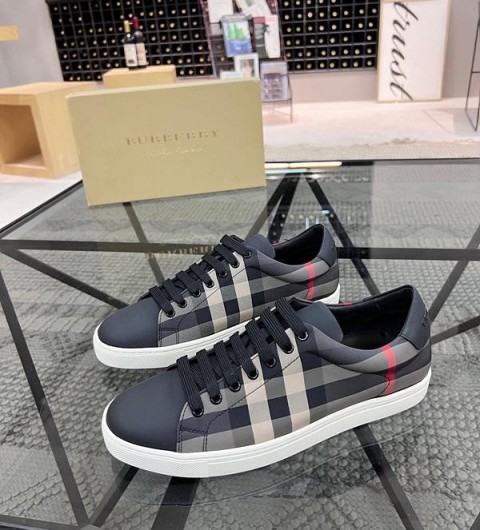 레플리카 버버리 스니커즈