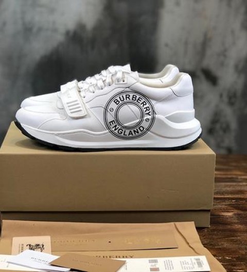 레플리카 버버리 빈티지 스니커즈