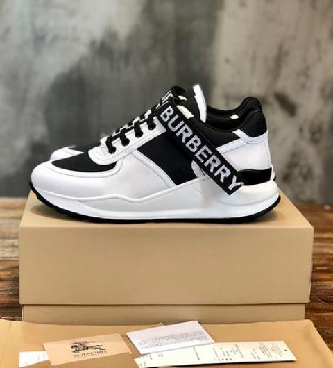 레플리카 버버리 빈티지 스니커즈