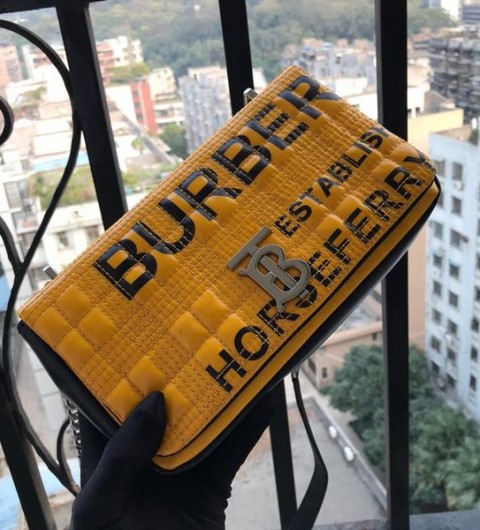 레플리카 버버리 롤라백 스몰 램스킨 프린팅로고