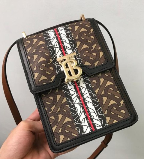 레플리카 버버리 로빈백