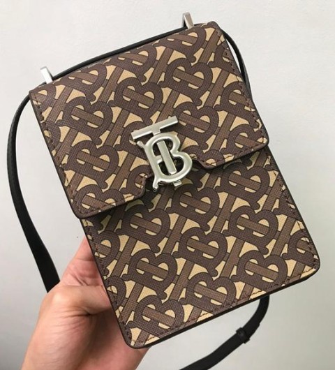 레플리카 버버리 로빈백