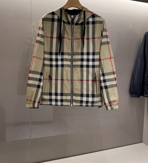 레플리카 버버리 레터링로고 체크 리버시블 후드 점퍼 자켓 CMD팩토리
