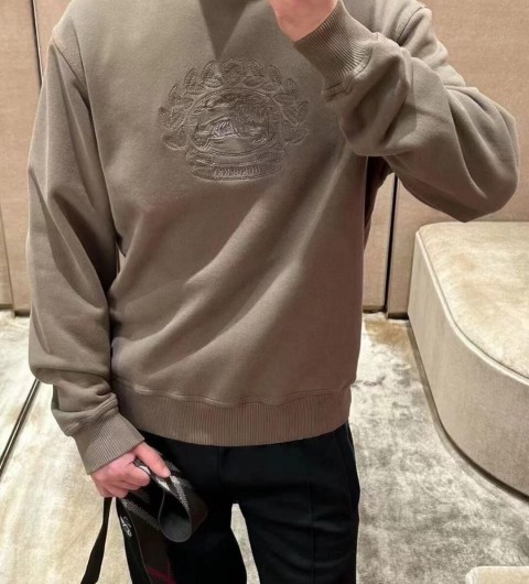 레플리카 버버리 24 EKD 크레스트 로고 자수 맨투맨  IO팩토리