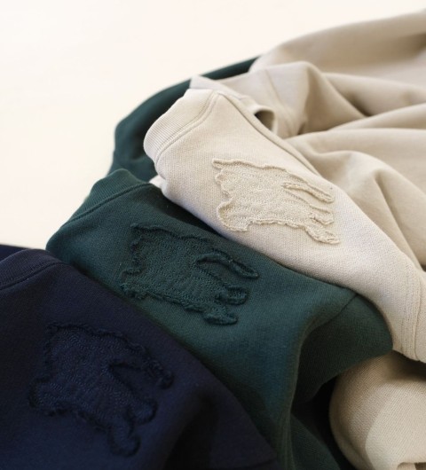 레플리카 버버리 24 EKD 아플리케 토널 패치 맨투맨  IO팩토리