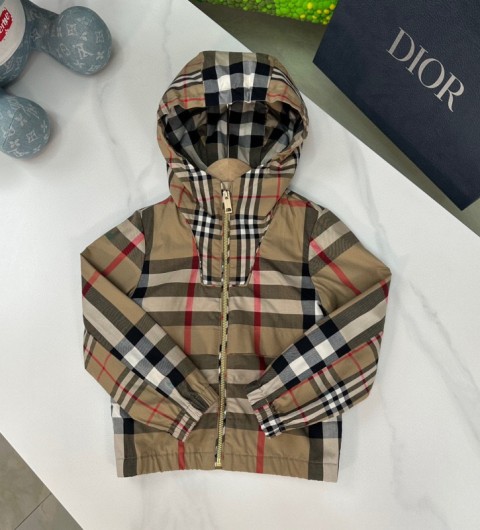 레플리카 버버리 키즈 집업 CMD팩토리