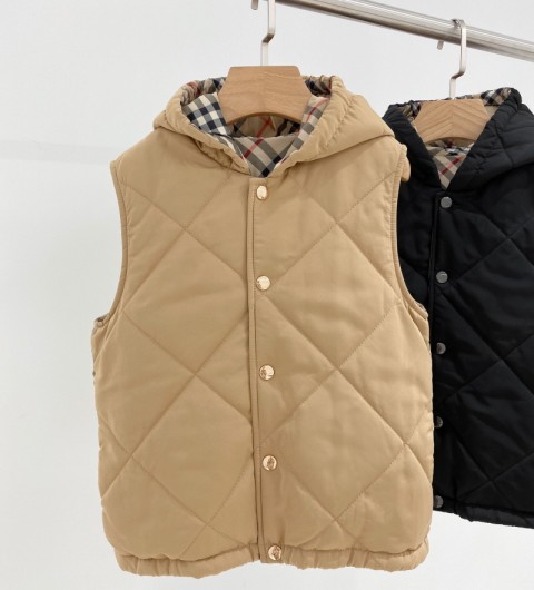레플리카 버버리 키즈 리버시블 패딩 조끼 CMD팩토리