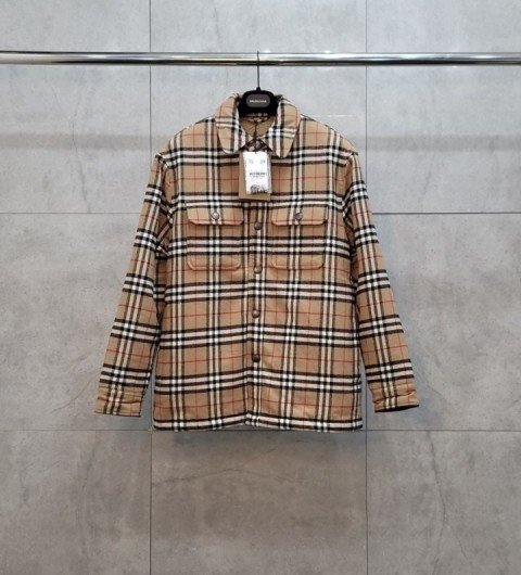 레플리카 버버리 체크셔츠 양털자켓 블랙팩토리