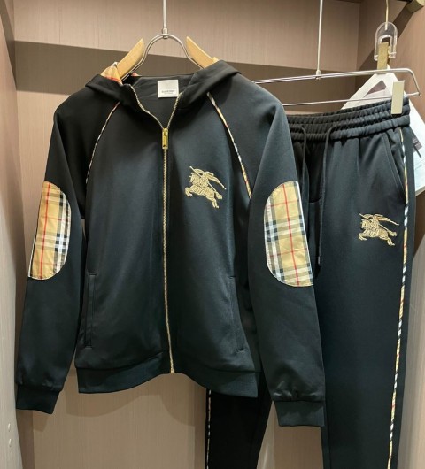 레플리카 버버리 클래식 체크 트레이닝복 세트 TOP팩토리