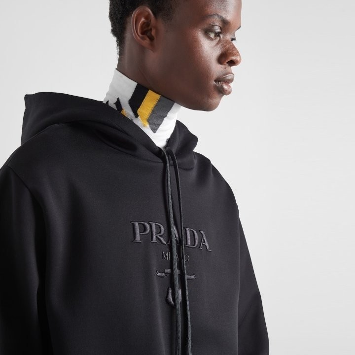 프라다 밀라노 후드티 AT팩토리