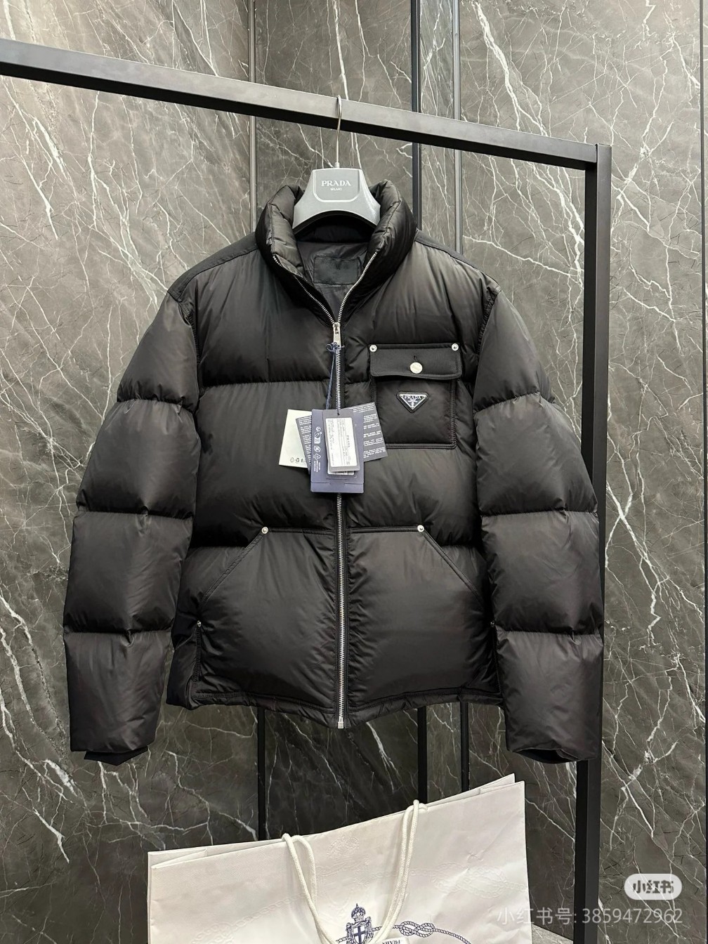 프라다 25F/W 삼각로고 다운 자켓 패딩 TOP팩토리