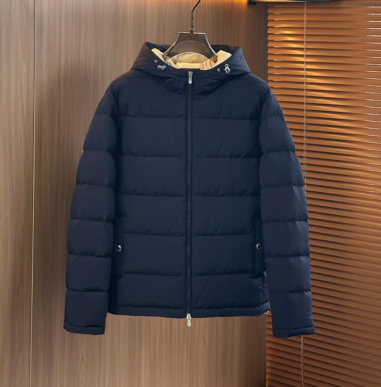 브루넬로 쿠치넬리 25F/W 다운 자켓 VAL팩토리